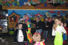Zaterdag-middag-naar-de-kermis-met-Scottie-02-02-2008-025